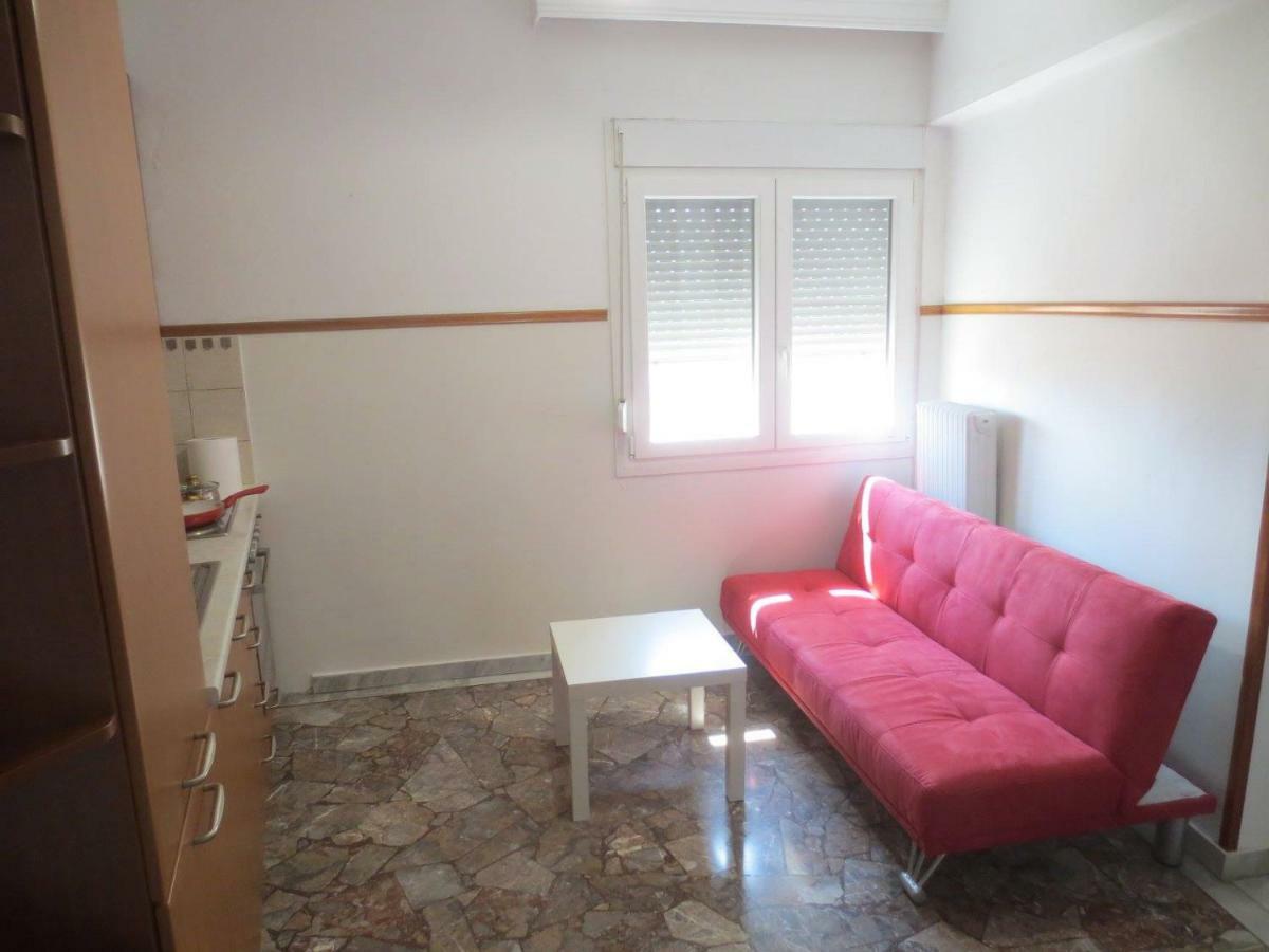 Studio Anna Veria Center Luaran gambar