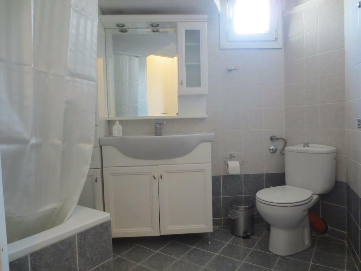 Studio Anna Veria Center Luaran gambar